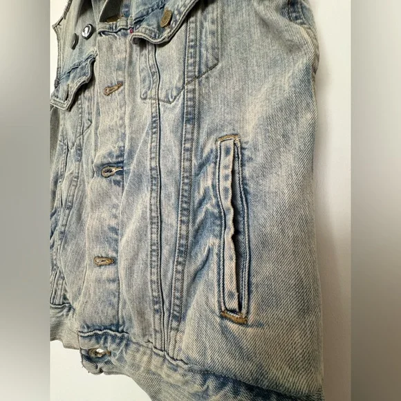 Levi Strauss Denim Vest - Picture 5 of 5
